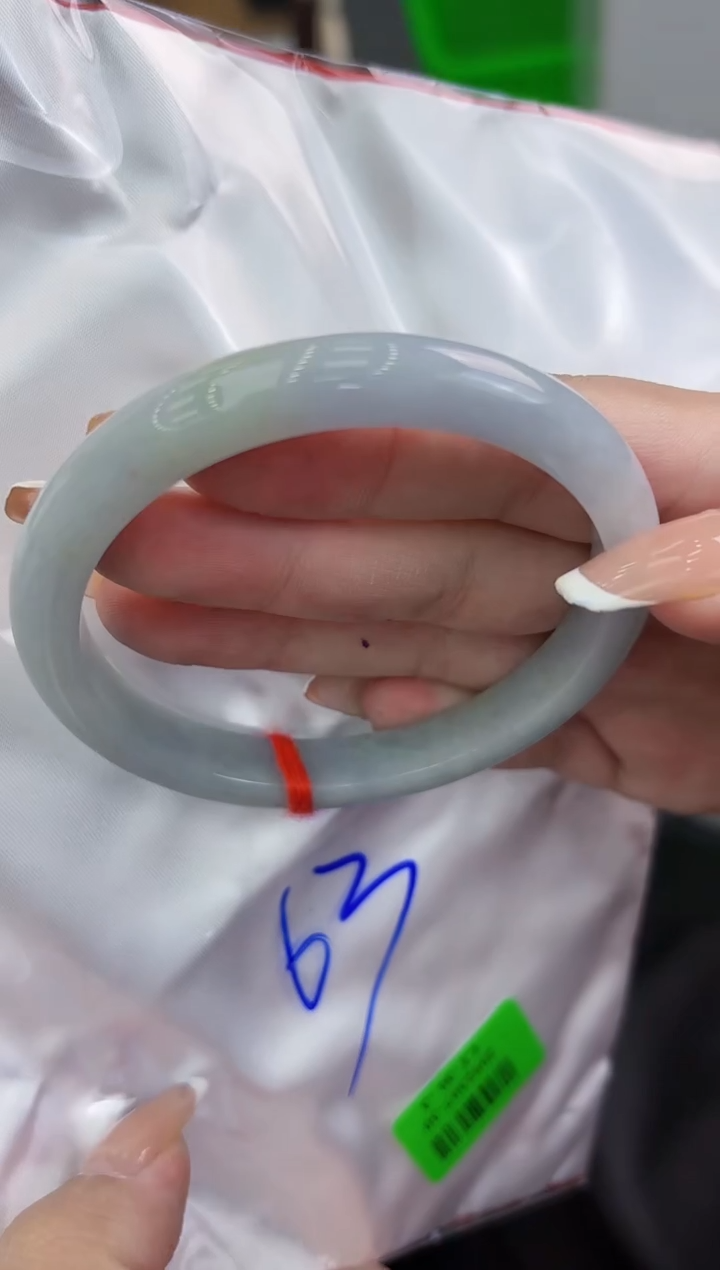 【闪购商品】翡翠手镯未镶嵌翡翠手镯