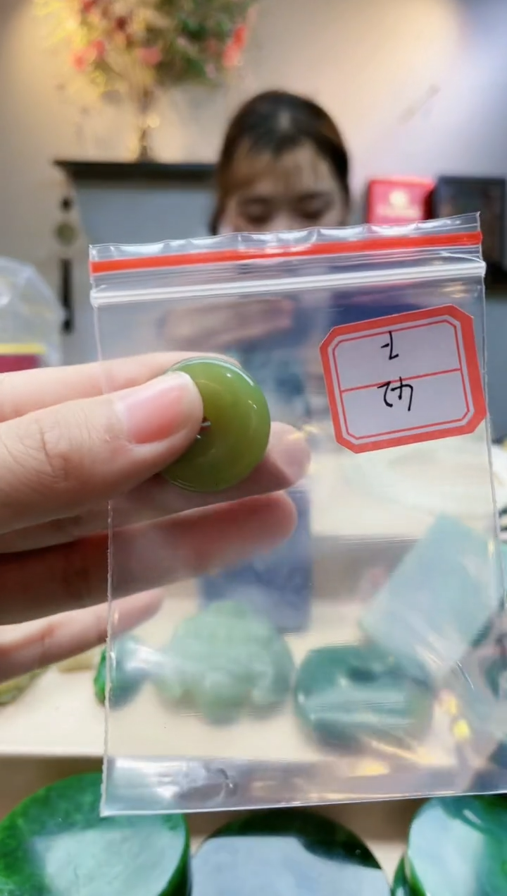 【闪购商品】和田玉挂件未镶嵌1