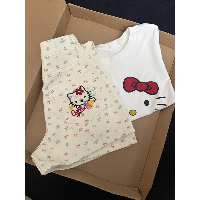 2025夏季新款KItty猫咪刺绣设计感高腰牛仔短裤女蝴蝶结印花热裤