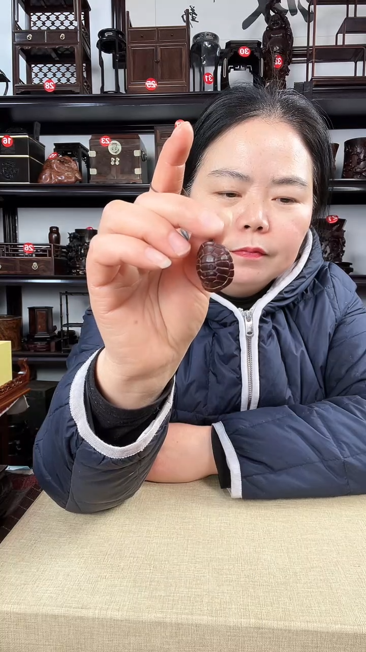 【闪购商品】木1314老李红木工艺品