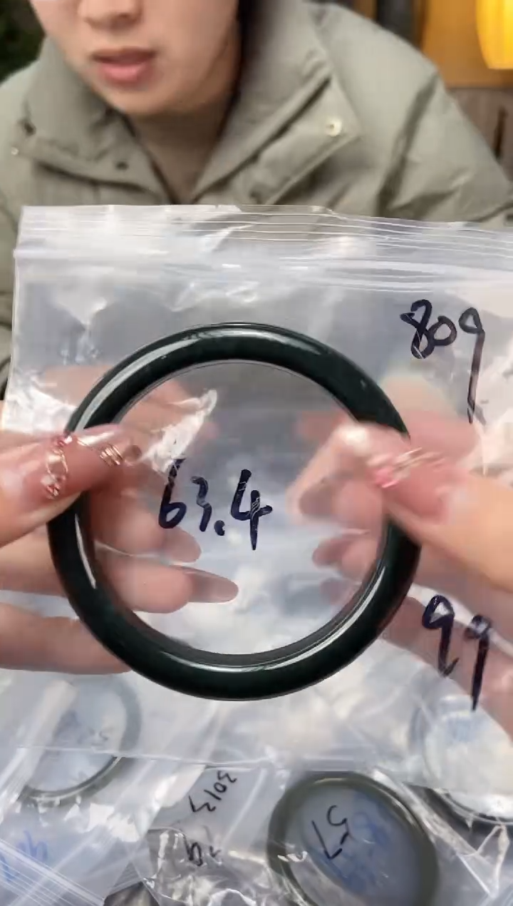 【闪购商品】和田玉手镯未镶嵌和田玉手镯809