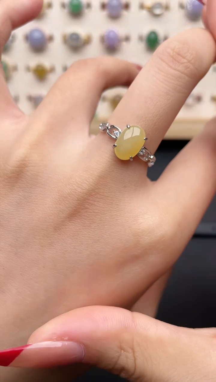 【闪购商品】翡翠戒指银S925镶嵌一物一证一礼盒