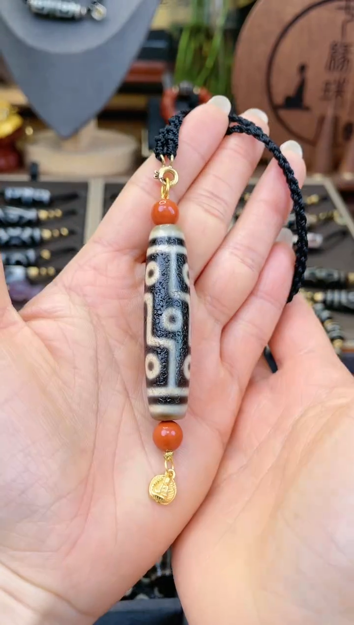 【闪购商品】玛瑙/玉髓颈饰未镶嵌美泓精品老牙黄黑金九眼颈饰