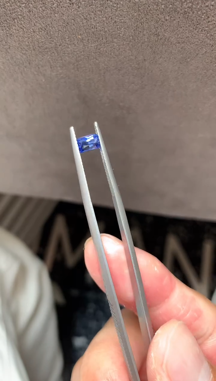 【闪购商品】蓝宝石裸石未镶嵌a-271 1.06ct 无烧