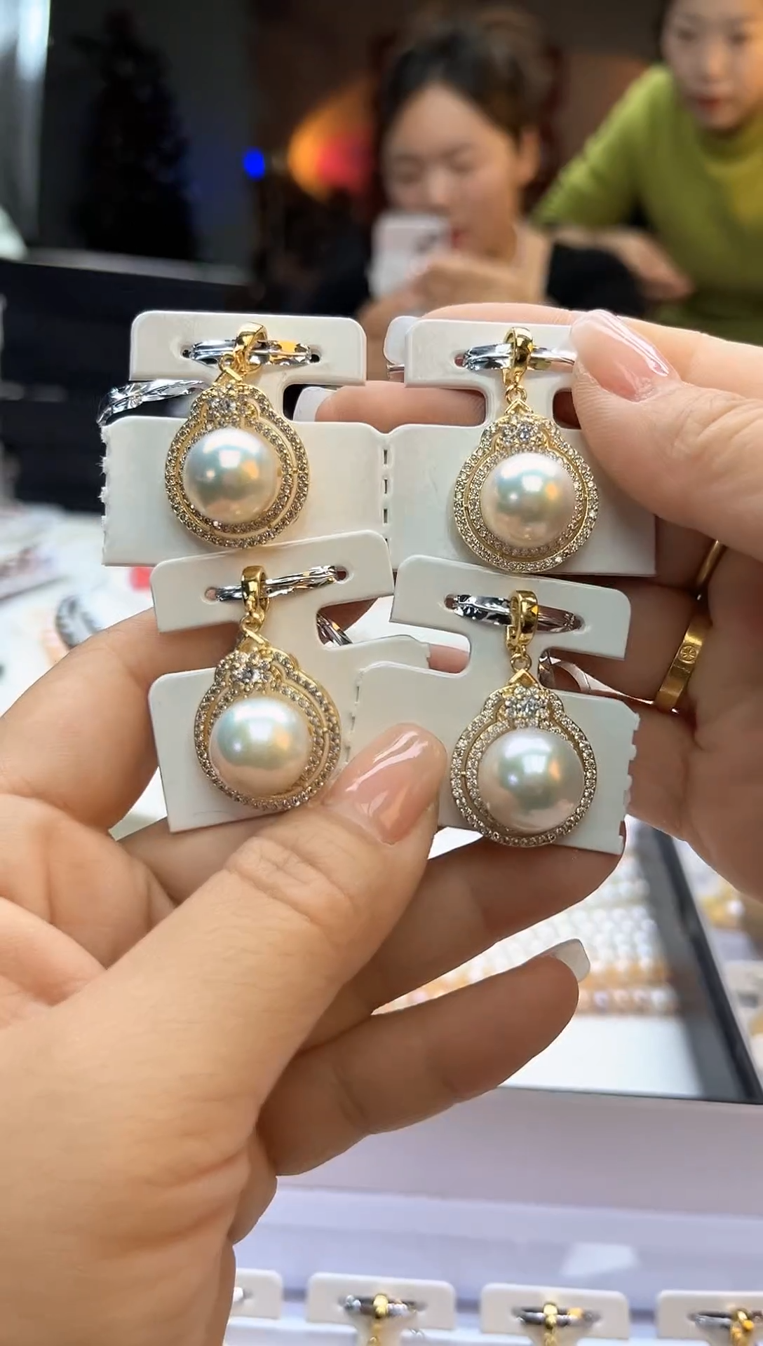 未镶嵌吊坠淡水珍珠13mm+公主白珠万能扣(多样性发一）