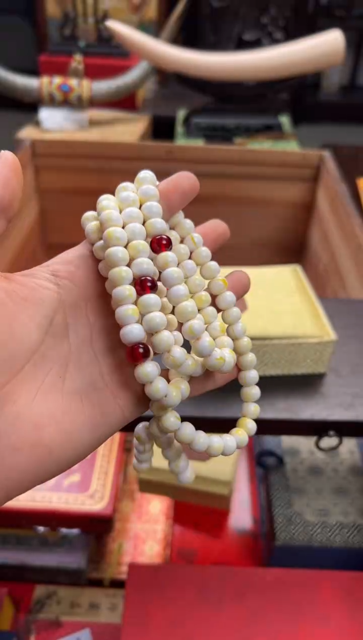 【闪购商品】蜜蜡裸石未镶嵌—————————————