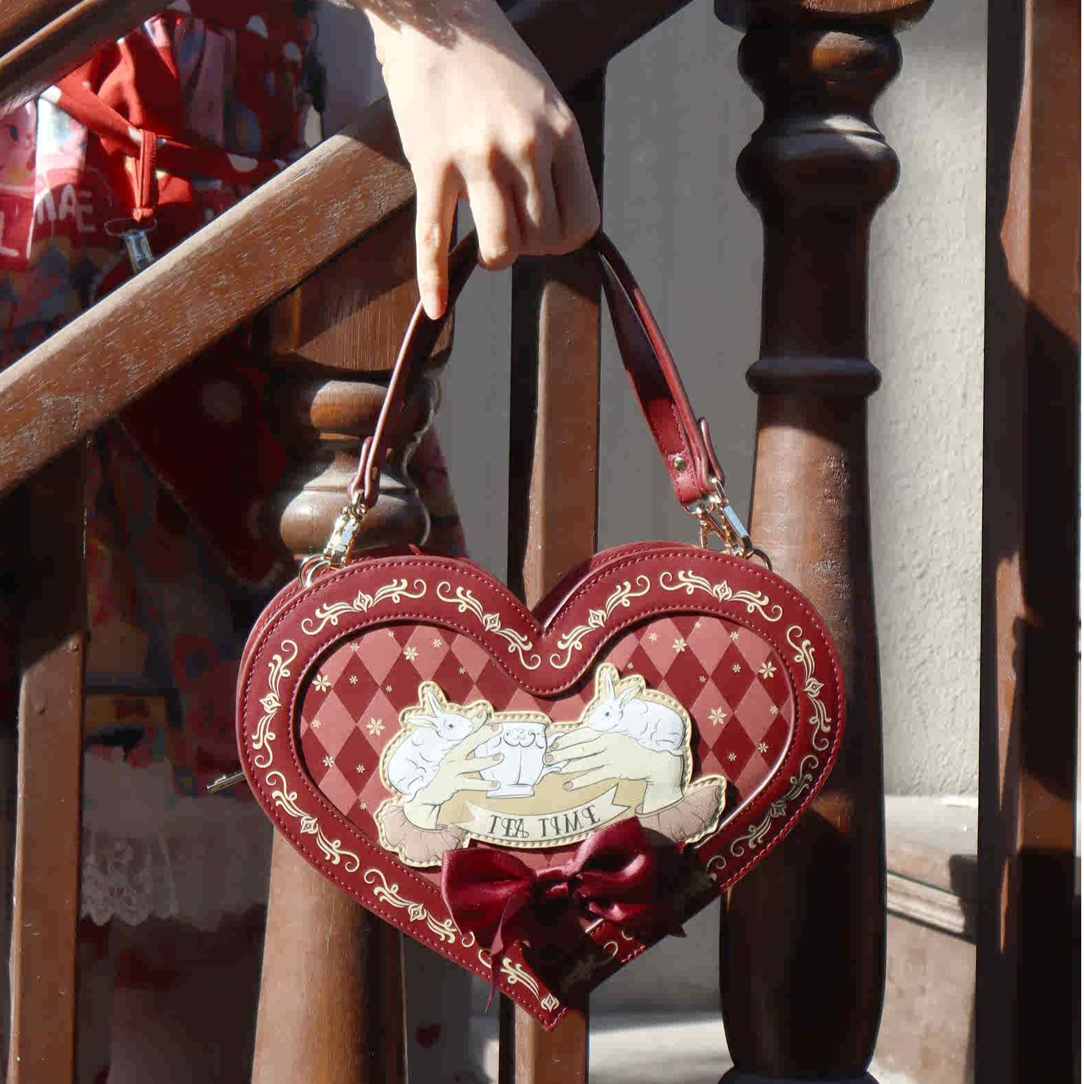 Banana&Guava原创设计lolita原创爱心包爱心造型手提包-甜茶芝芯