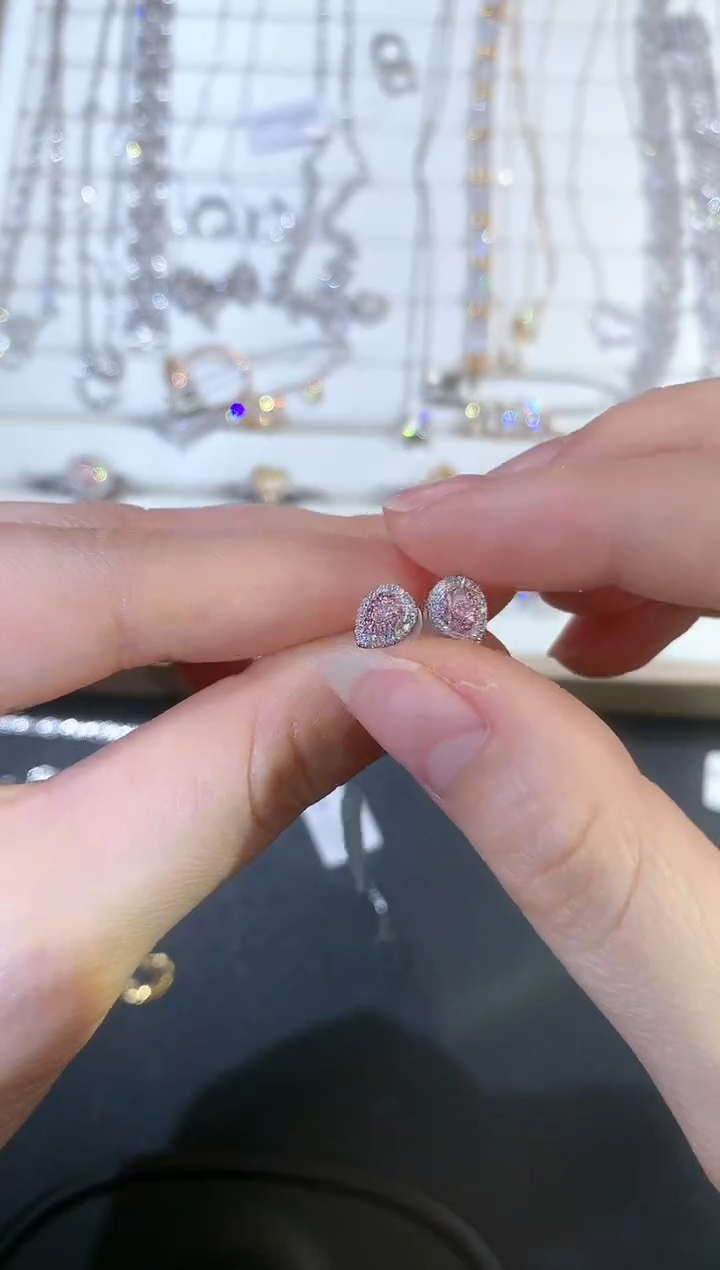 【闪购商品】钻石耳饰18K金镶嵌S321|4800