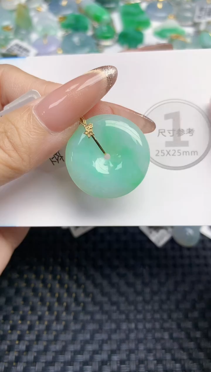 颈饰18K金镶嵌翡翠天然缅甸A货翡翠百元以上9元证书费自理