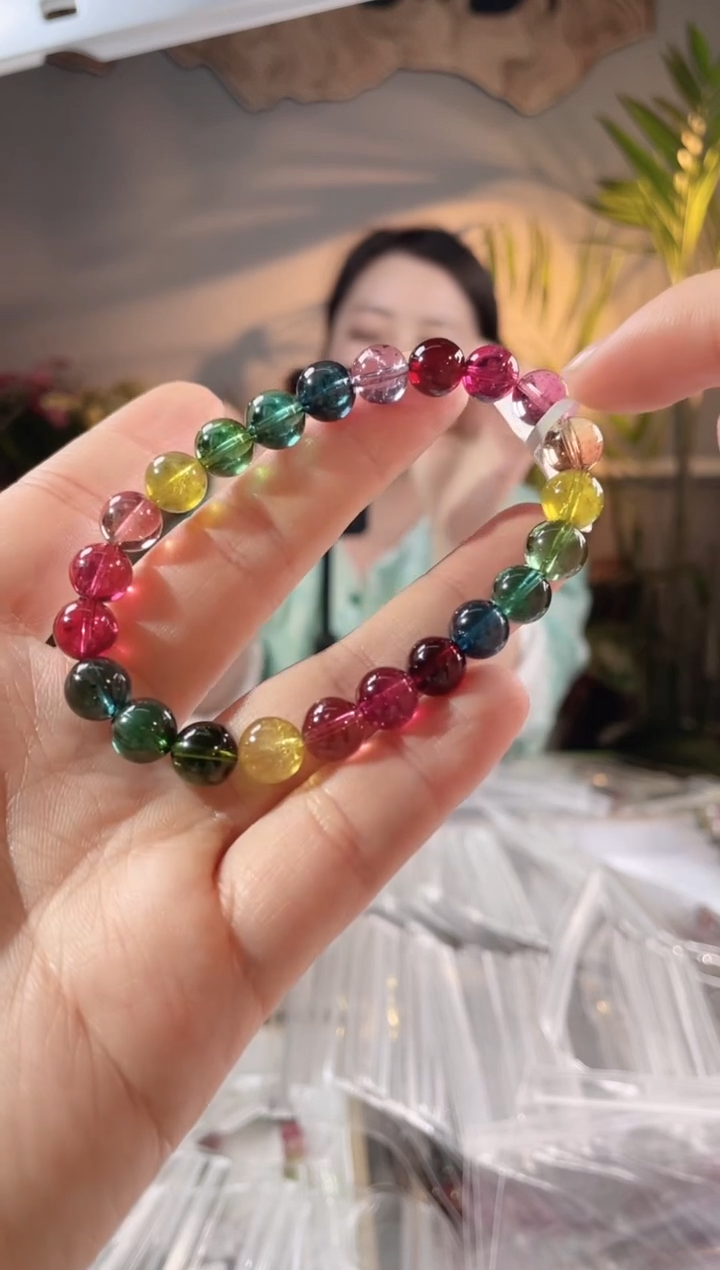 【闪购商品】碧玺手链未镶嵌单圈手链8.5+