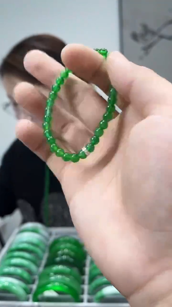 【闪购商品】砖雕s102 正阳绿手链 卡5mm