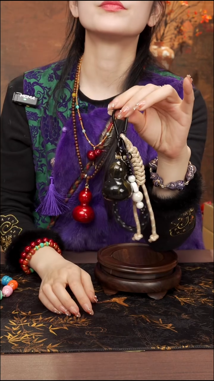 437--大漆车挂小葫芦---48