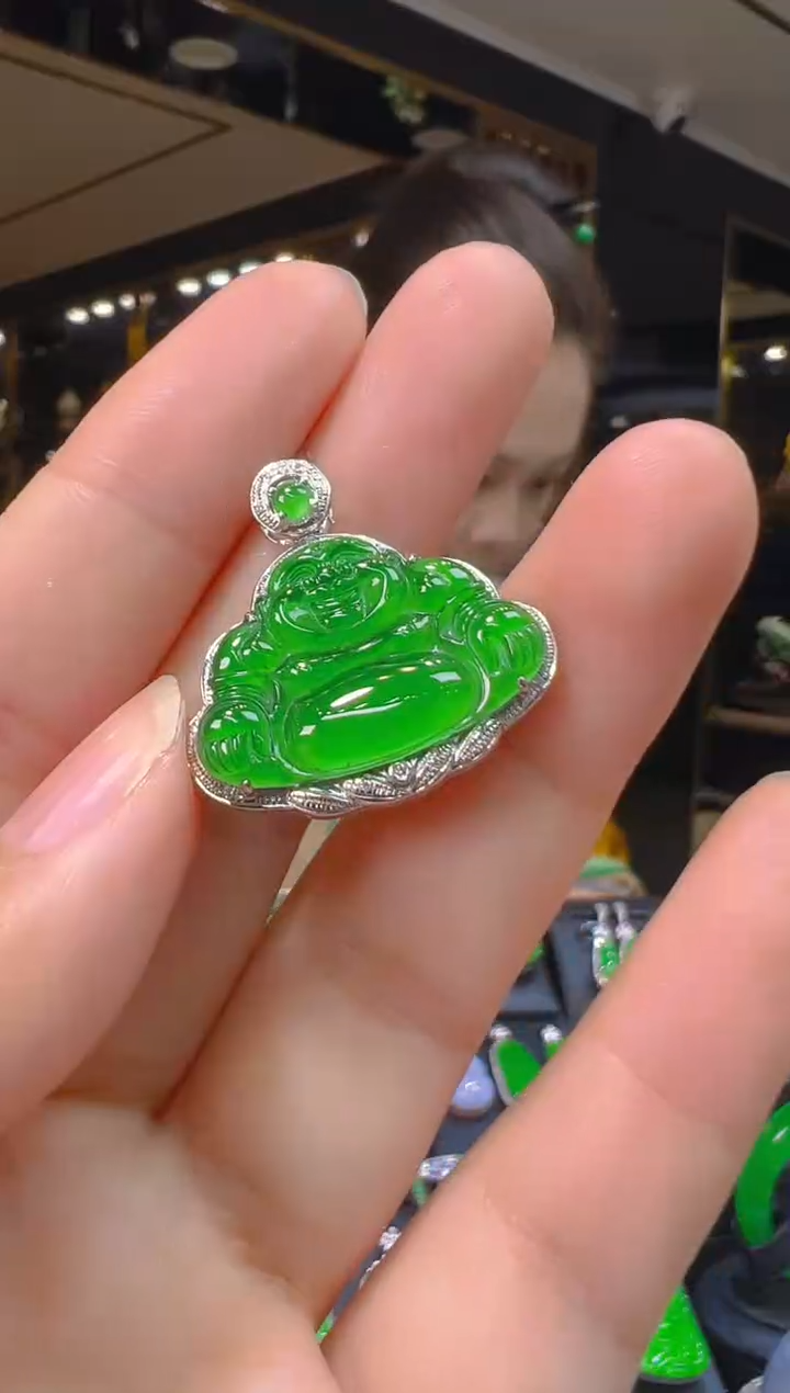 翡翠18K金镶嵌吊坠(赠链)040（多样性发其一）