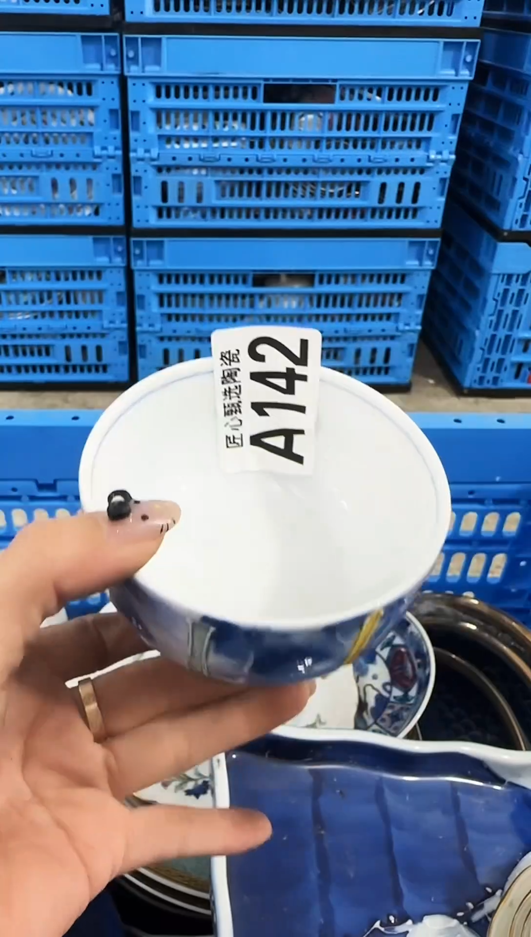 瓷片抱***猫         A142