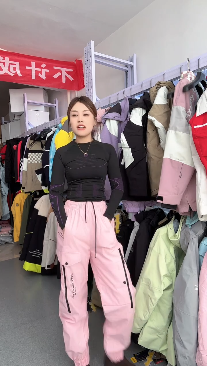 聚酯纤维默认微瑕：裤子 a154   s码 