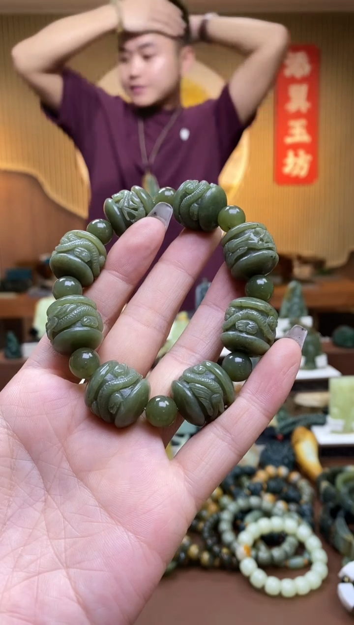 【闪购商品】和田玉手串未镶嵌多样性随机发一