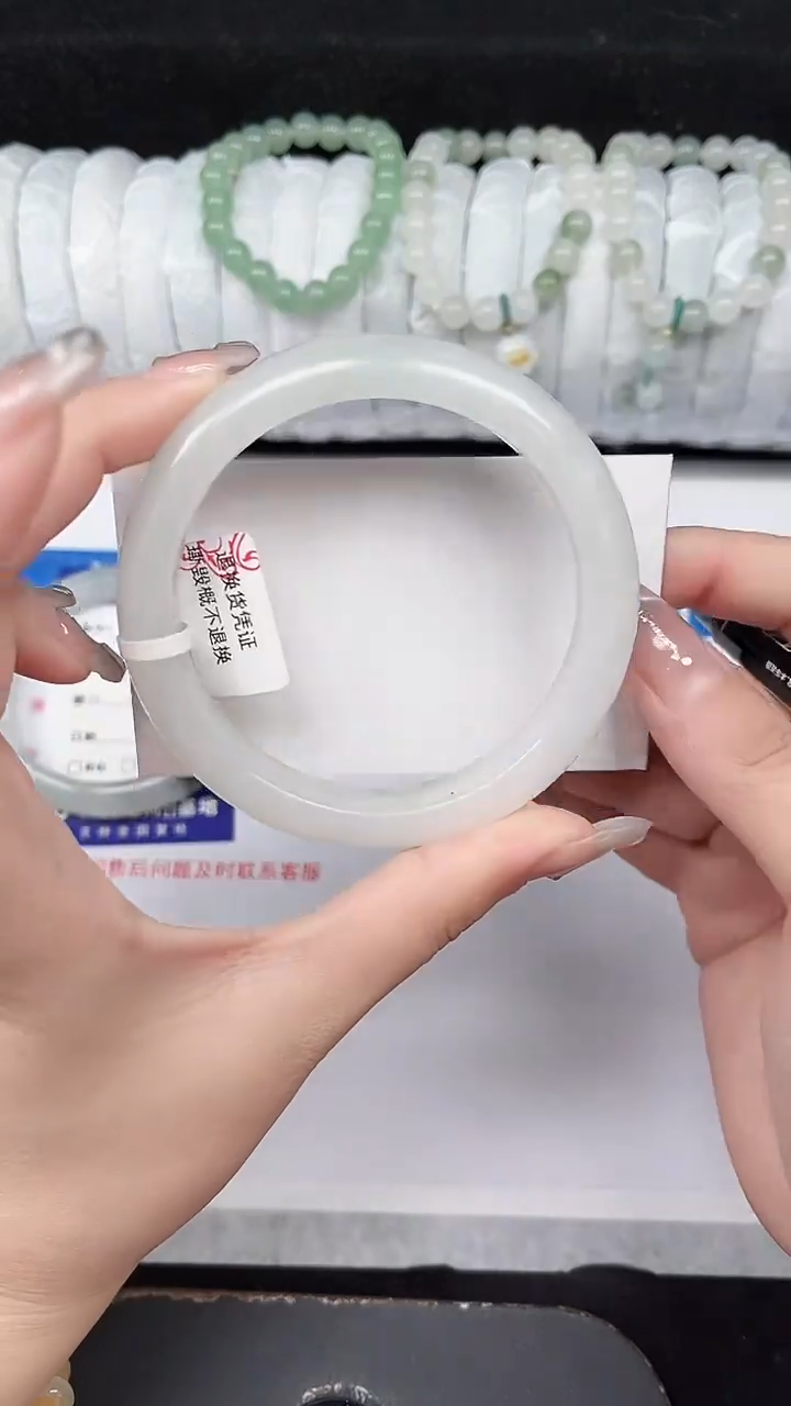 未镶嵌手镯石英质玉305-61/62