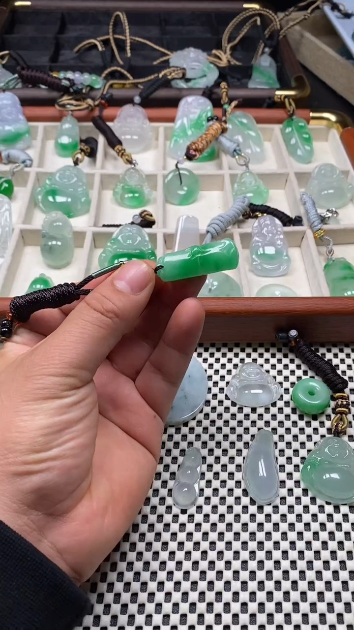 未镶嵌挂件翡翠一物一拍所见即所得