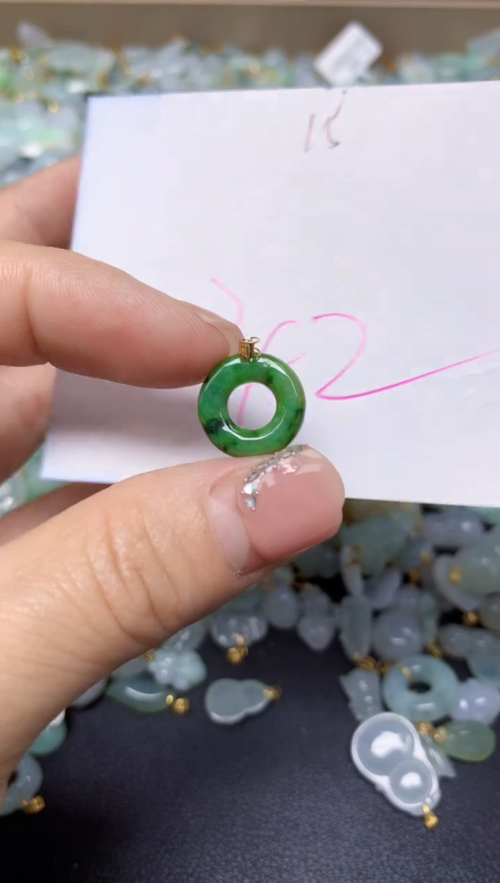 【闪购商品】翡翠挂件18K金镶嵌 天然翡翠A货