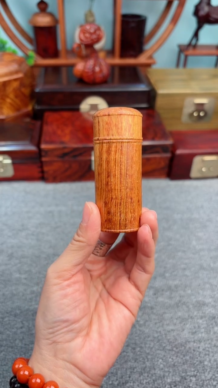 【闪购商品】老板娘推荐越黄一木挖牙签桶