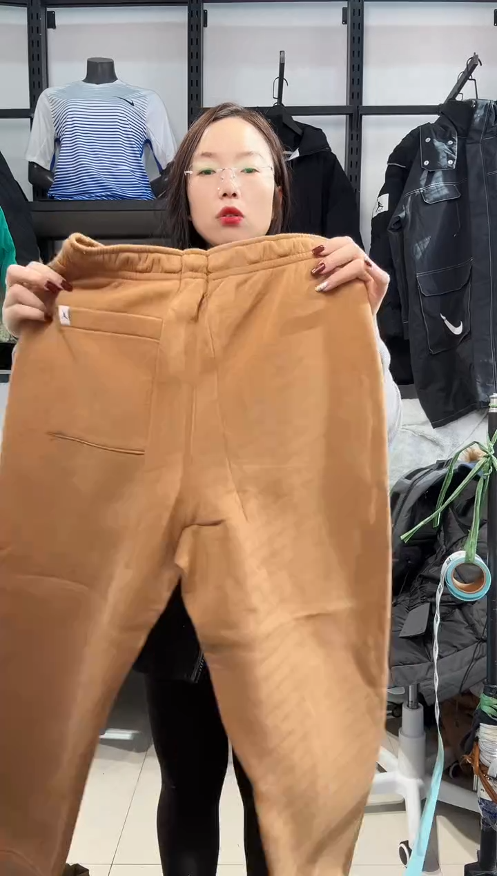 2583闪购编码 Nike/Joedan运动卫衣裤以直播间过款为准 尺码·175