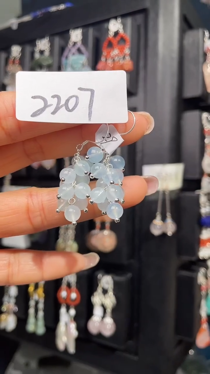 未镶嵌耳饰海蓝宝石喜欢拍