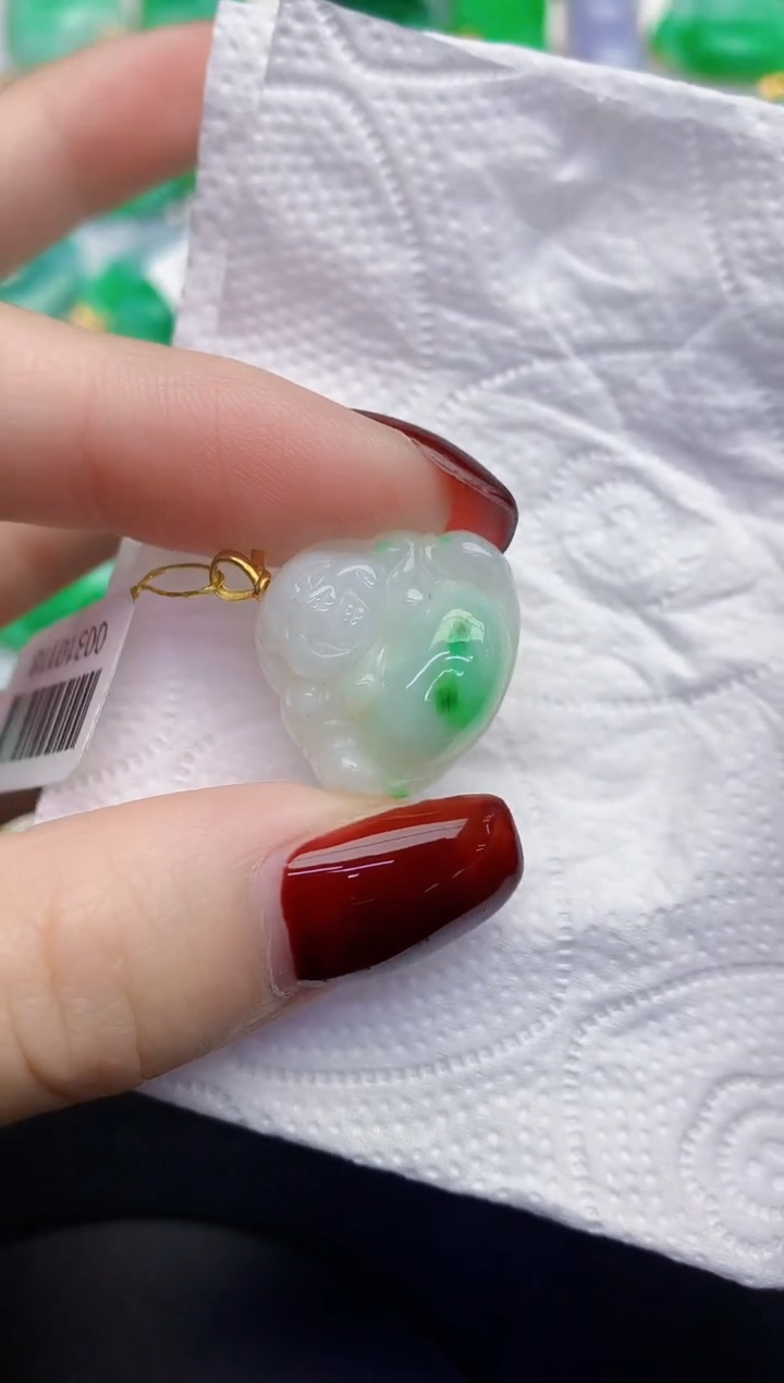 颈饰18K金镶嵌翡翠缅甸天然翡翠a货