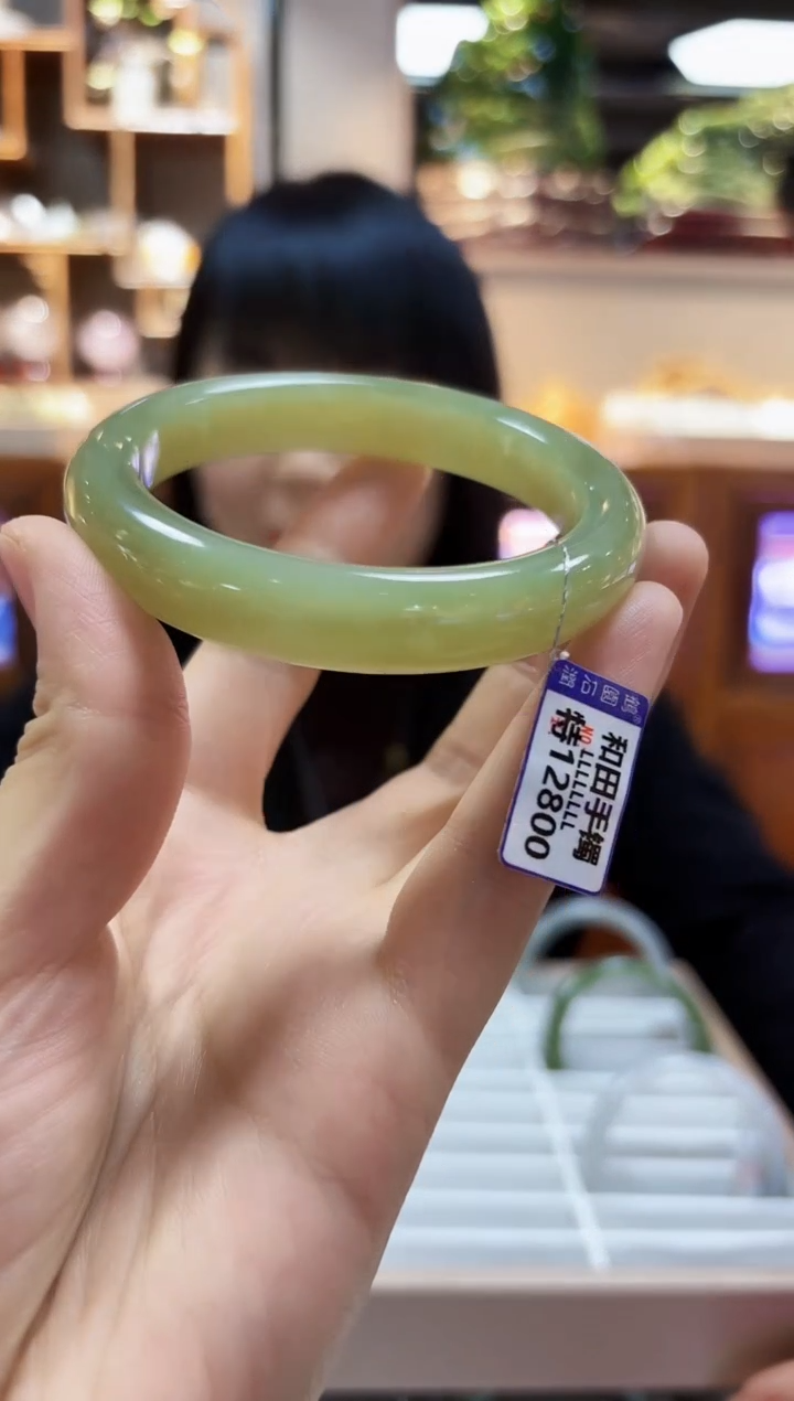 【闪购商品】和田玉59.6未镶嵌手镯