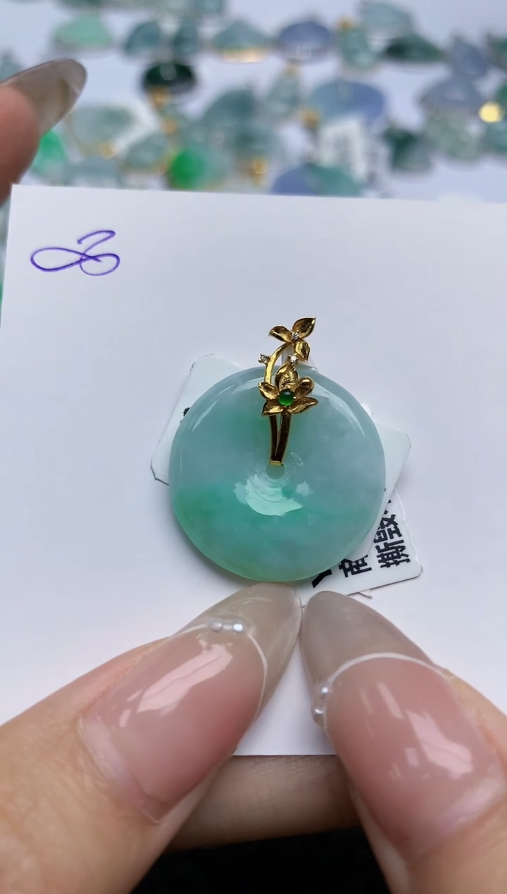 【闪购商品】翡翠颈饰18K金镶嵌 天然翡翠A货