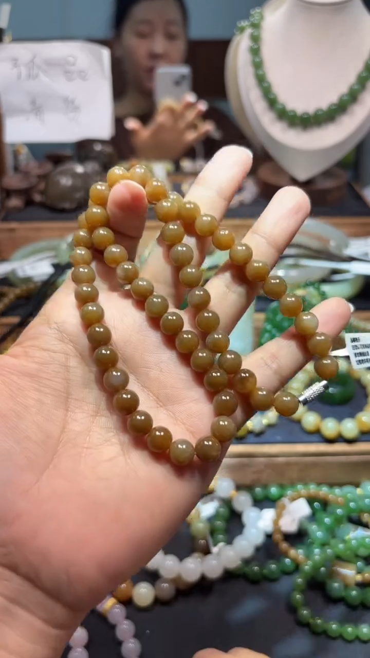 颈饰未镶嵌和田玉多样性发一