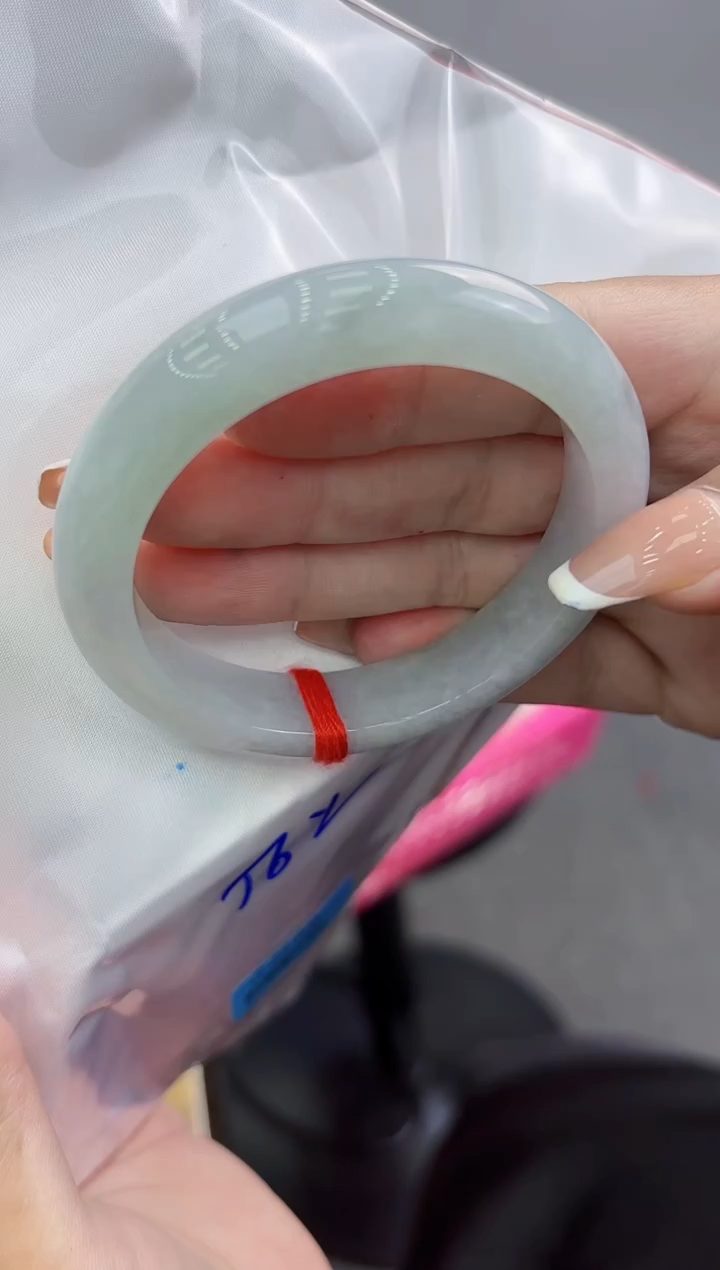 【闪购商品】翡翠手镯未镶嵌翡翠手镯
