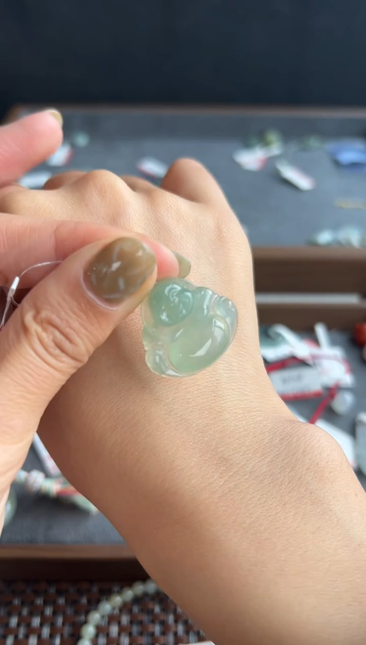 【闪购商品】翡翠吊坠(不含链)未镶嵌698号