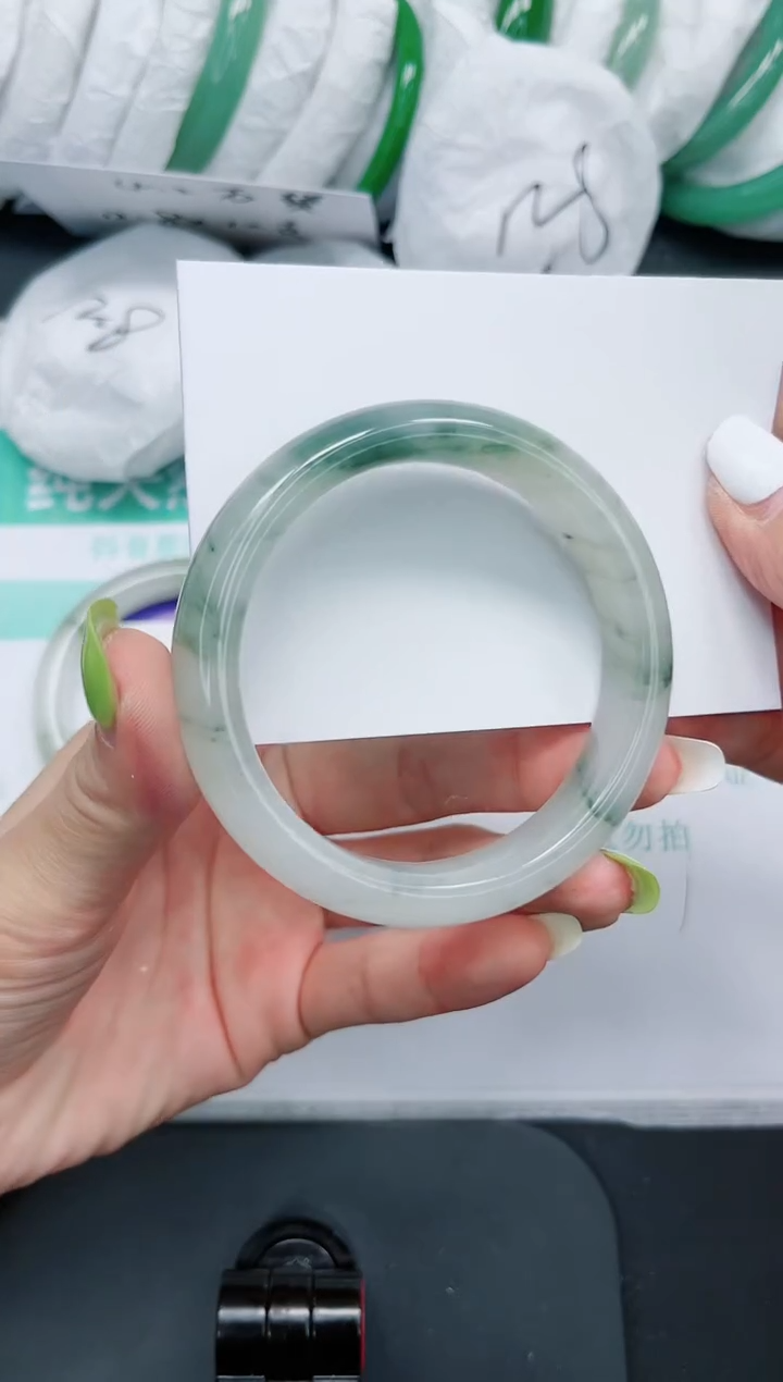 石英质玉手镯未镶嵌337/58