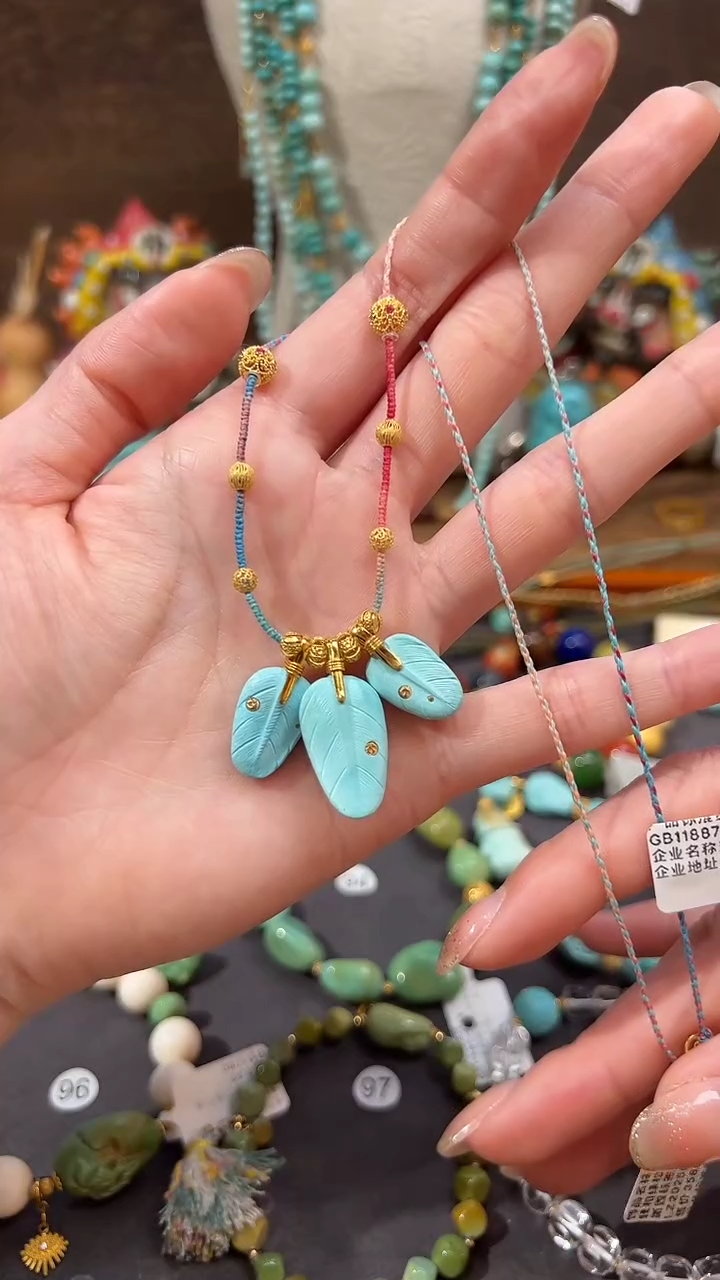 【闪购商品】绿松石颈饰18K金镶嵌绿松石项链