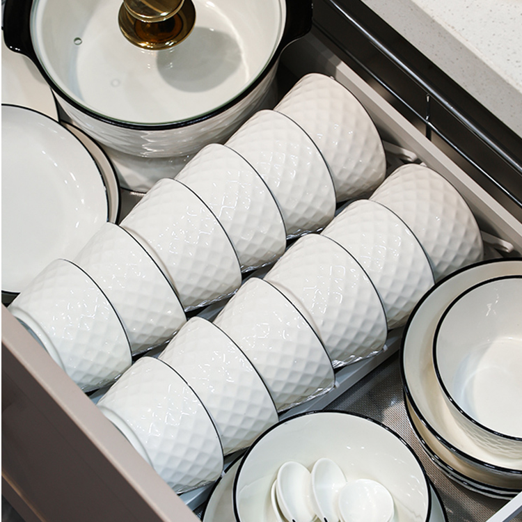 2025新款景德镇碗盘餐具套装釉下彩陶瓷碗盘轻奢家用饭碗乔迁组合