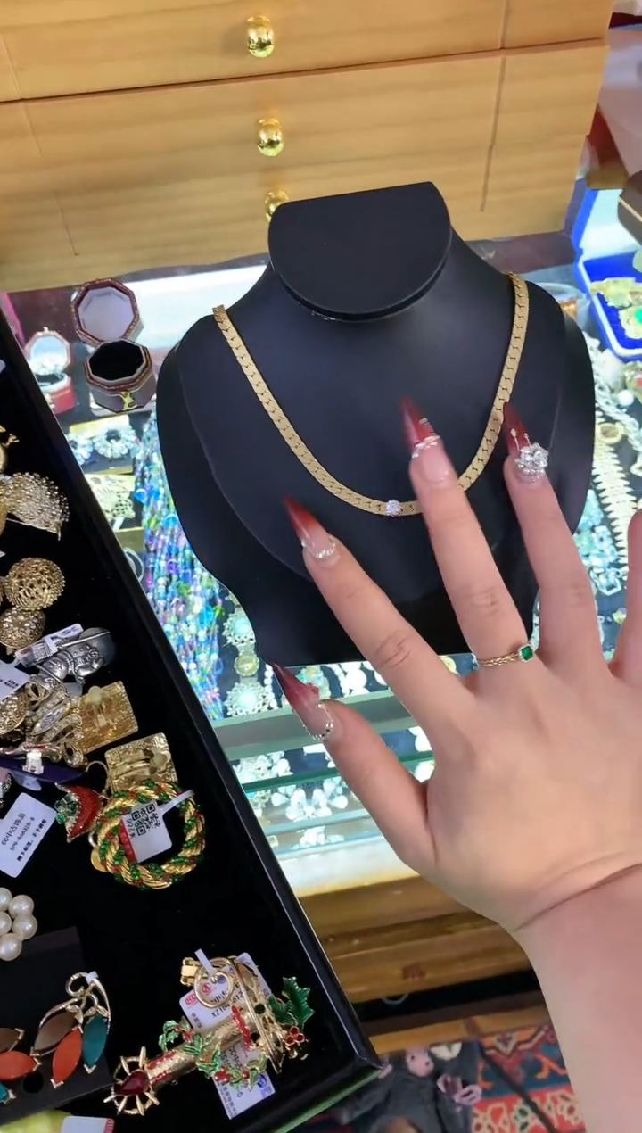 【闪购商品】瓷片楚楚中古珠宝甄选不退换