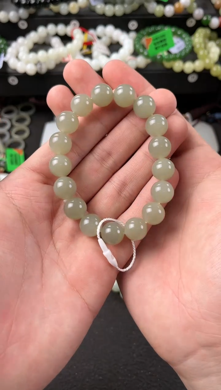 【闪购商品】和田玉手串未镶嵌且末青白卡12微色差