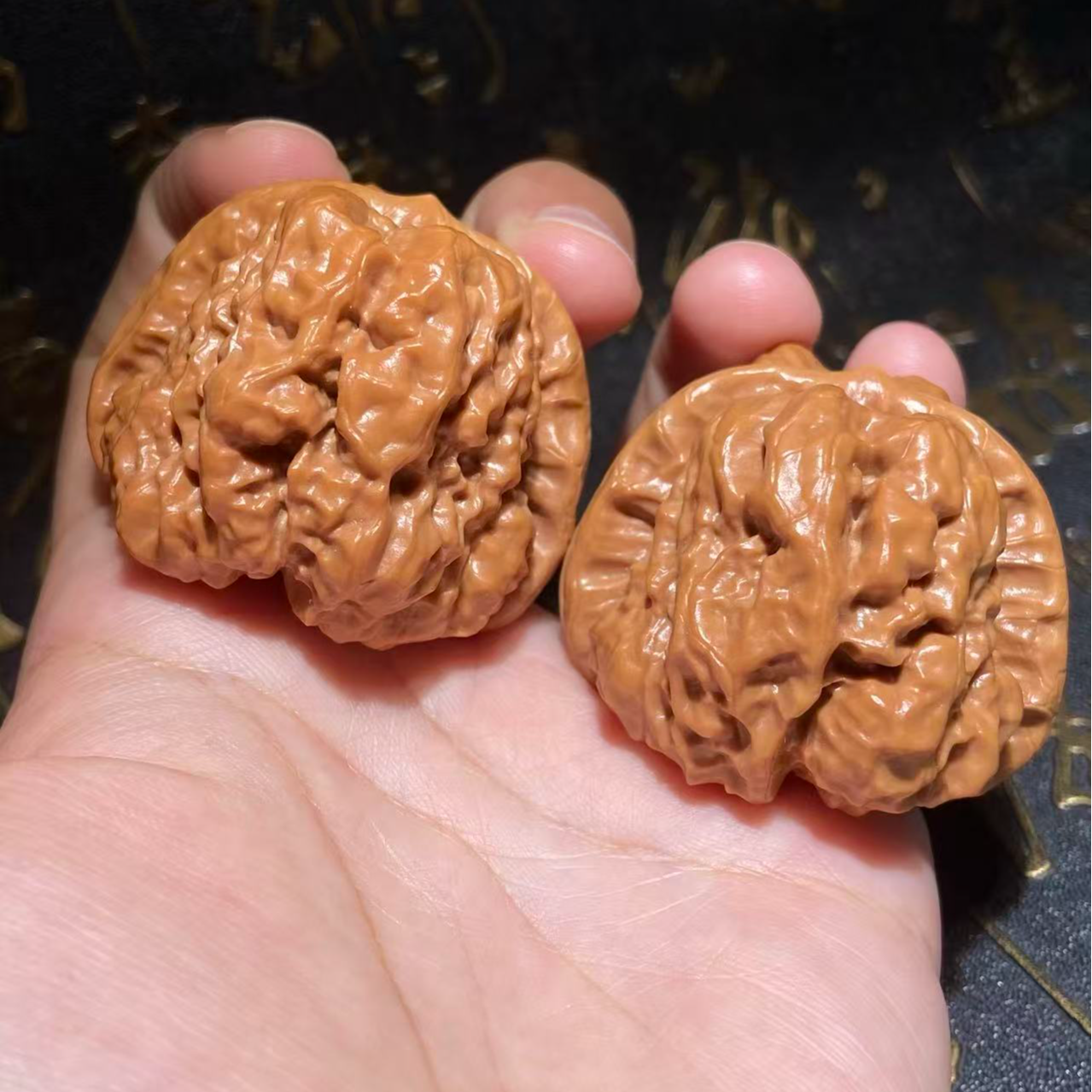 文玩核桃把件蛤蟆头边43.5肚44高35
