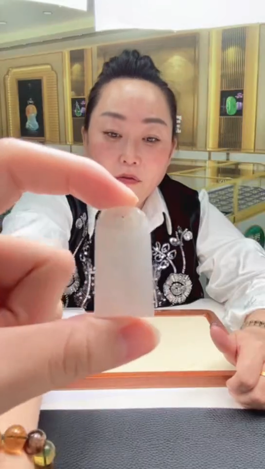 【闪购商品】定制翡翠未镶嵌天然翡翠a货吊坠无事牌