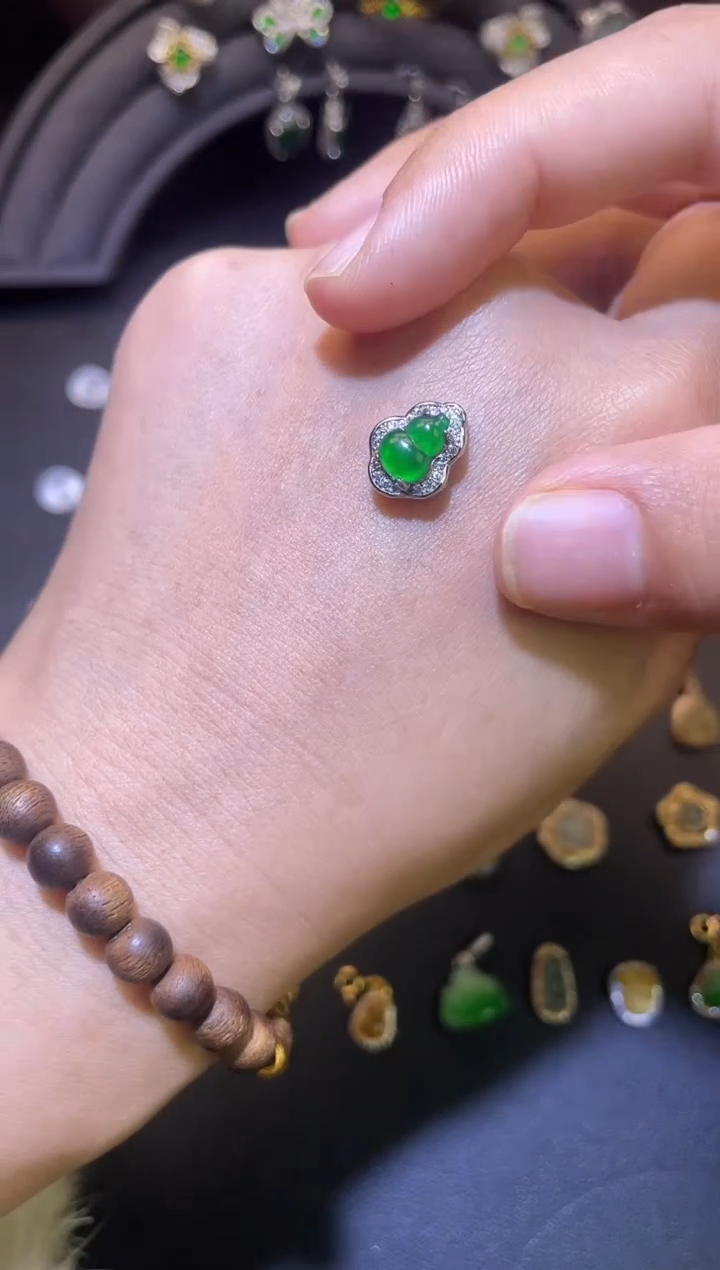 吊坠(不含链)银S925镶嵌翡翠1