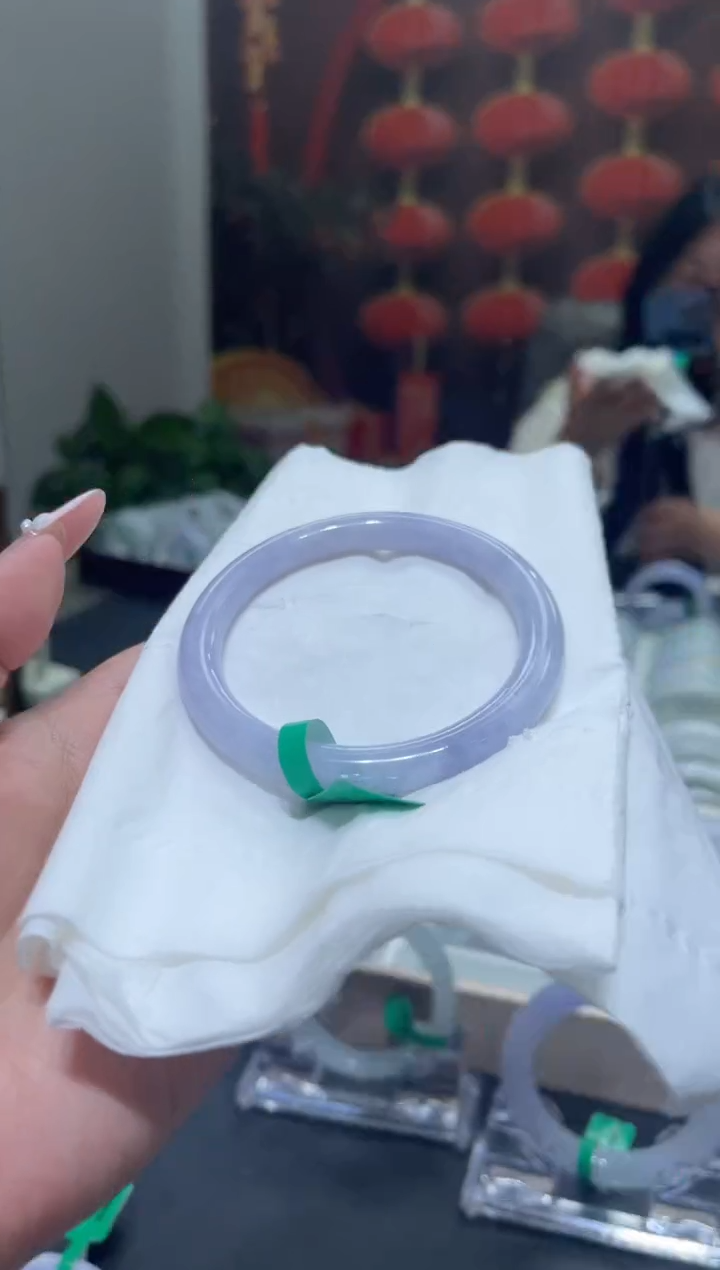 翡翠未镶嵌手镯00009037