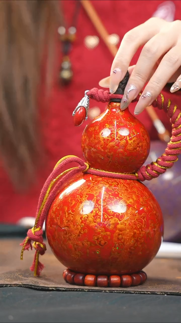 【闪购商品】WA198漆艺酒葫芦不包手串及旋转底座