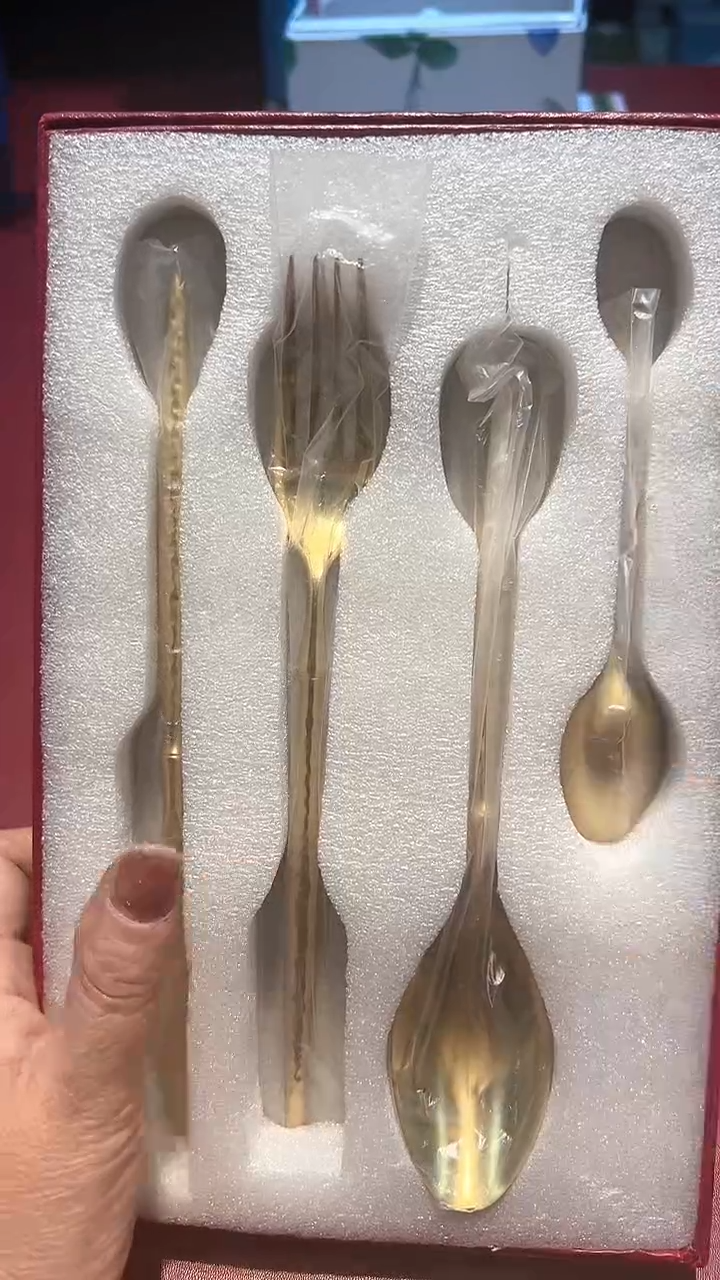【闪购商品】瓷片锅碗瓢盆一件不剩