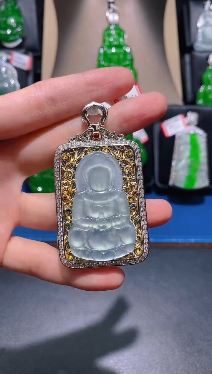 【闪购商品】翡翠颈饰未镶嵌天然A货翡翠z08