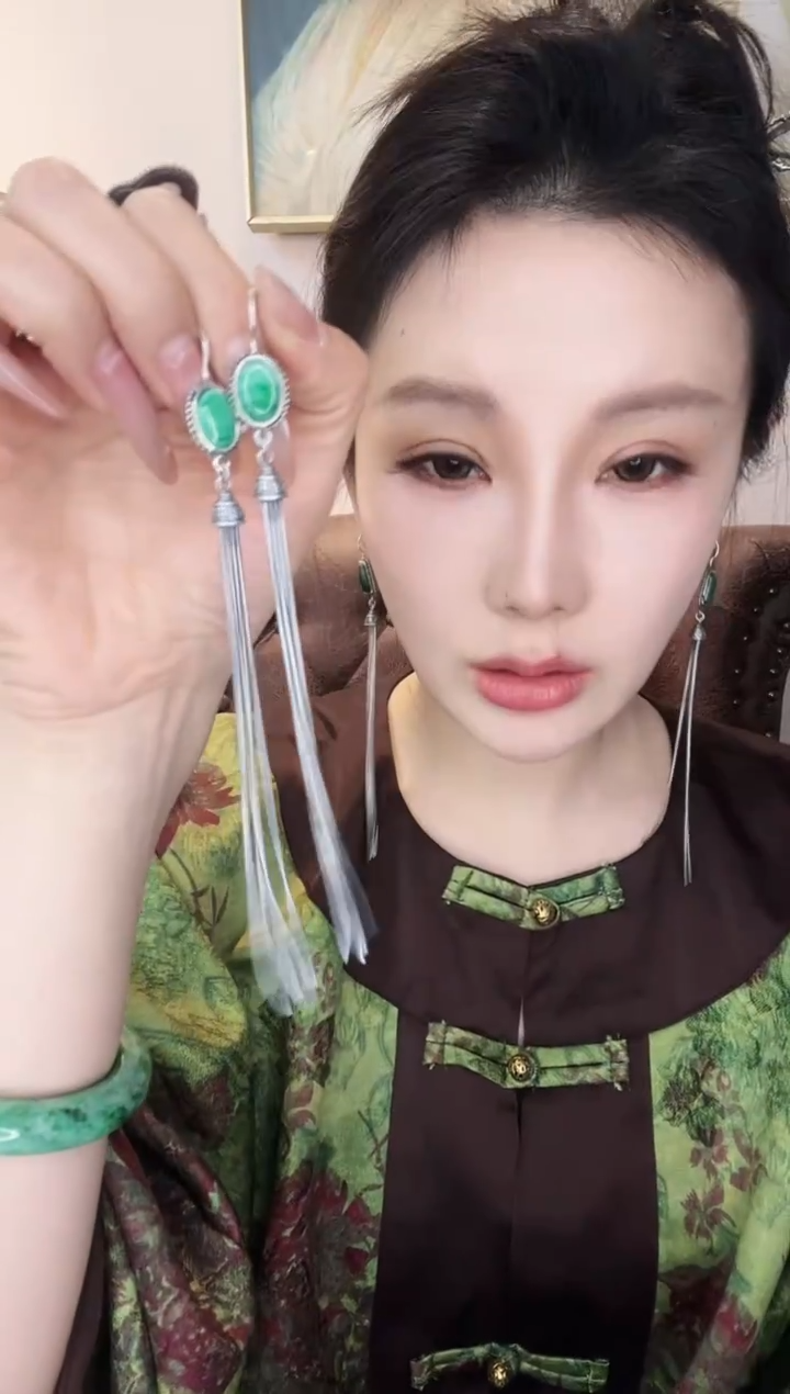 颈饰未镶嵌翡翠k****麻翡翠E587