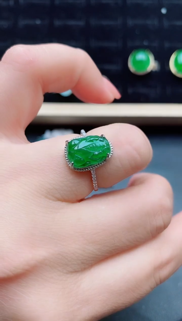 【闪购商品】翡翠戒指银S925镶嵌058800