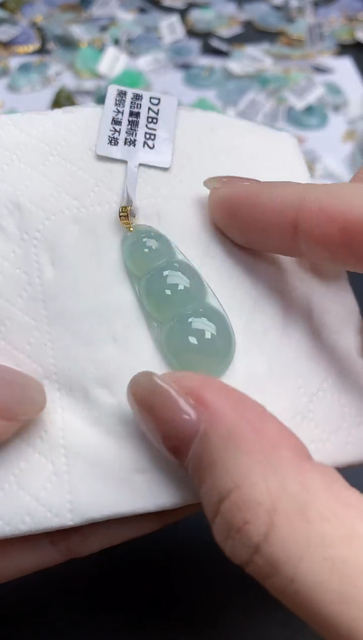 【闪购商品】翡翠颈饰18K金镶嵌天然缅甸翡翠A货