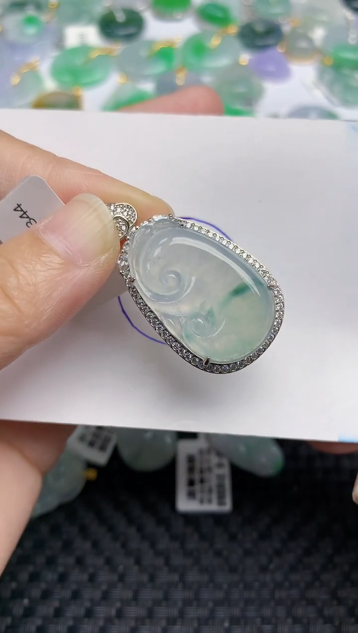 颈饰未镶嵌翡翠天然缅甸A货翡翠百元以上9元证书费自理