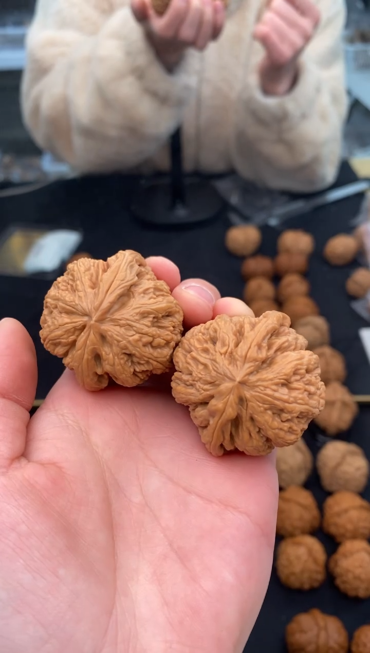 【闪购商品】文玩核桃把件肉球筋40-t650