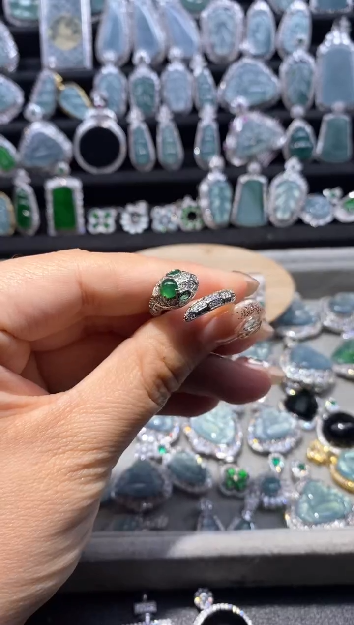 【闪购商品】翡翠项链未镶嵌翡翠